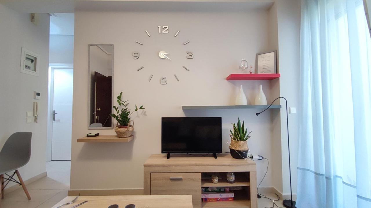 Rock & Roll 2 - Modern Apartment In Trikala Luaran gambar