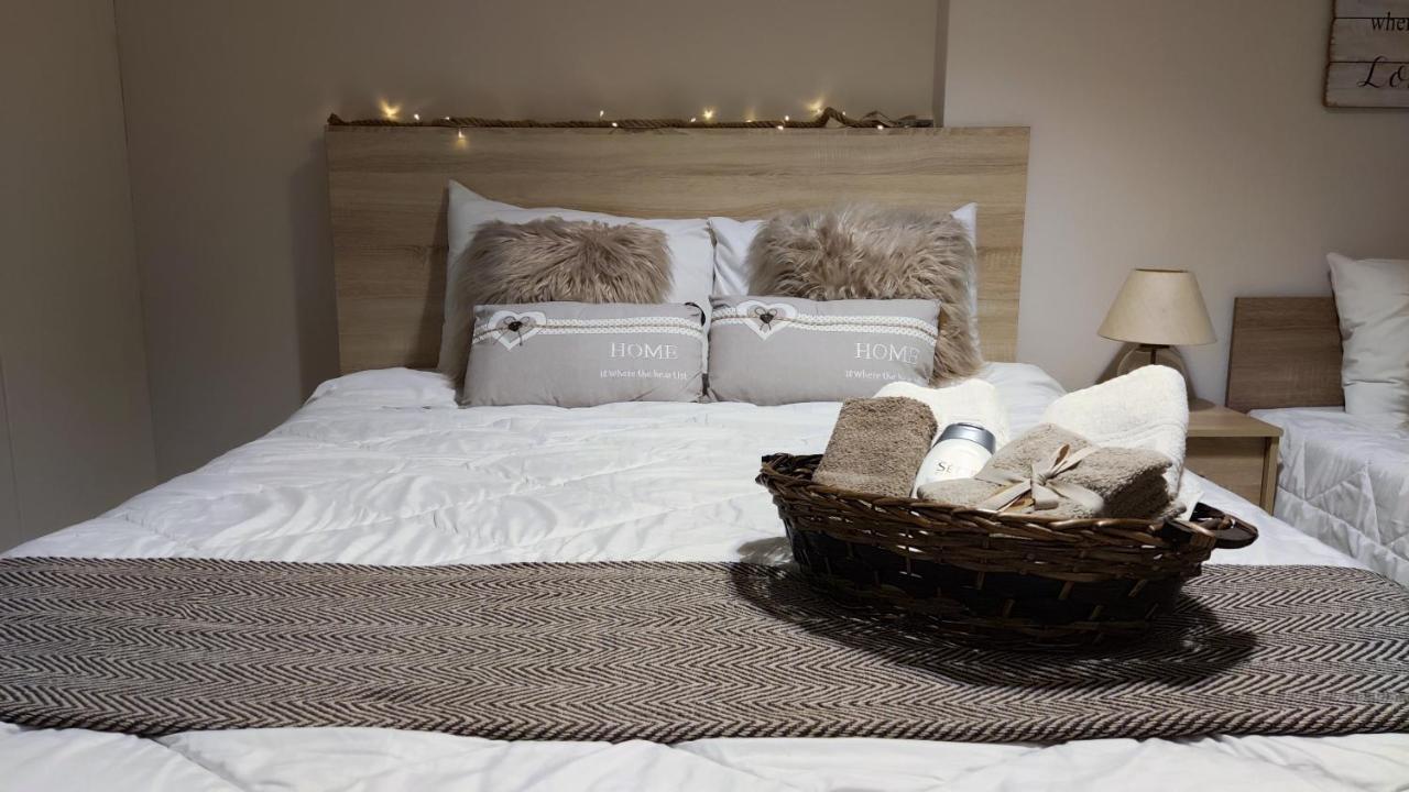 Rock & Roll 2 - Modern Apartment In Trikala Luaran gambar